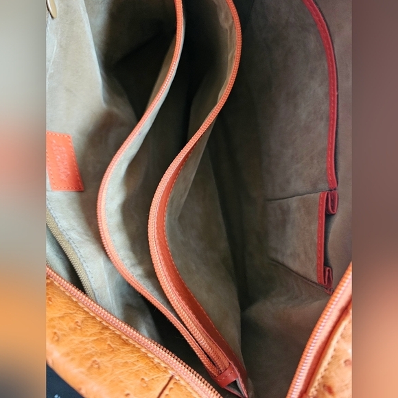 Farotto Viaggi vibrant Orange Leather Satchel with Textured Finish Rolled Handle - Picture 8 of 8